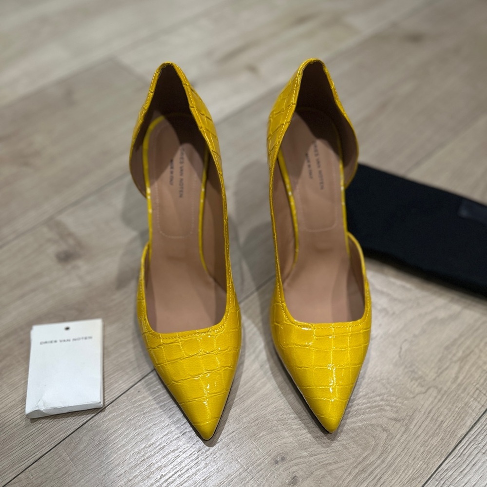 Dries Van Noten Yellow Croc-Embossed Women's Heels‎ size 39 BRAND NEW